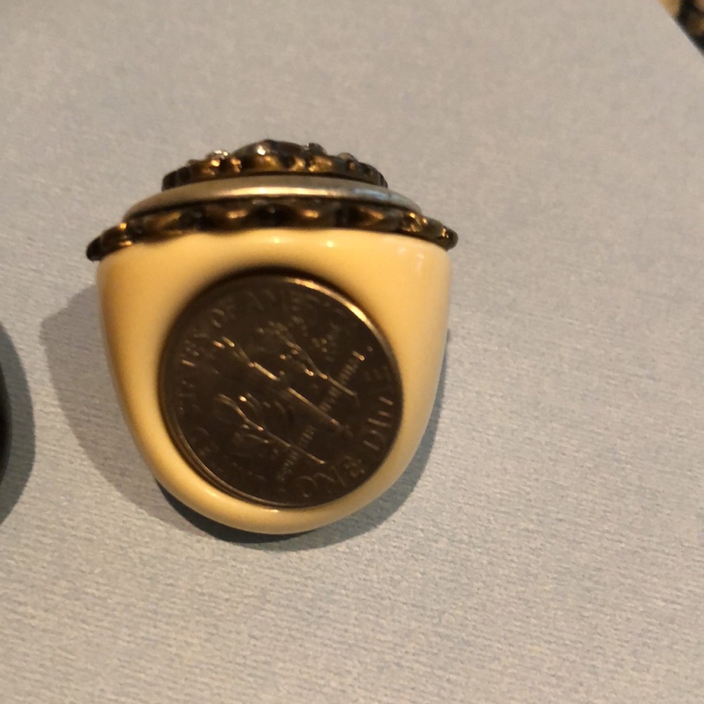 Costume Ring Set - Picture 6 of 7